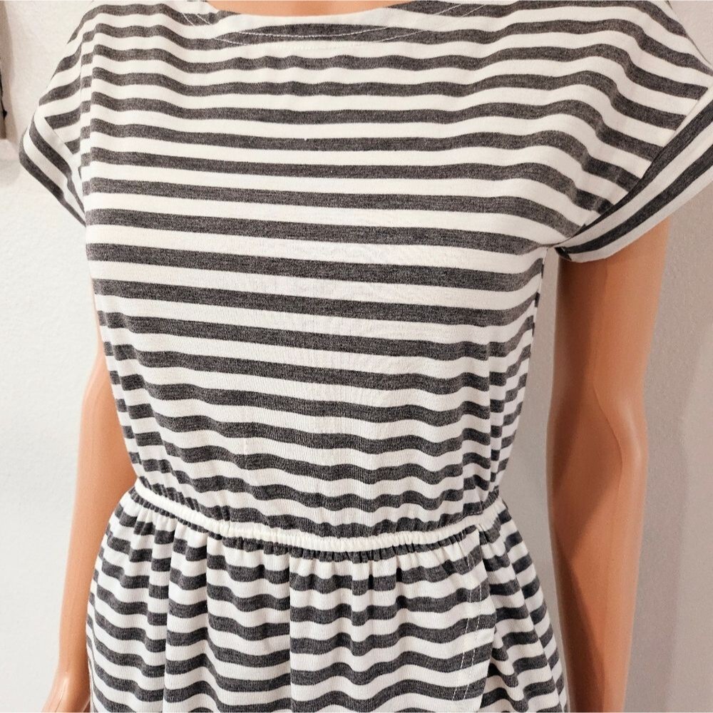 Merokeety Striped Black and White Dress - Picture 8 of 10